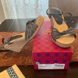 TORY BURCH multicolored navy WEDGE espadrilles SZ 9.5, BNIB, MSP $184 Must have